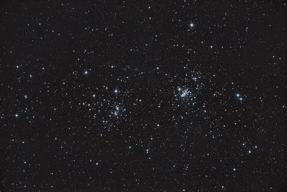 英仙座双星团 NGC 869 / 884(Double Cluster)