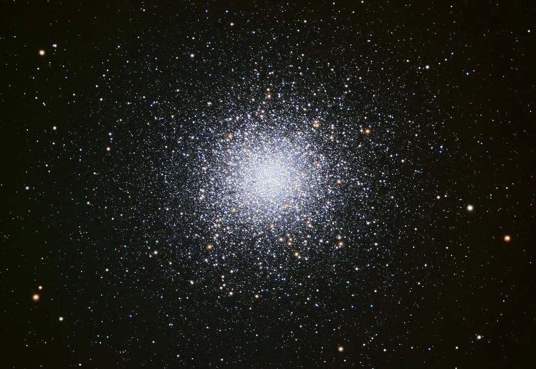 武仙座球状星团 M13
