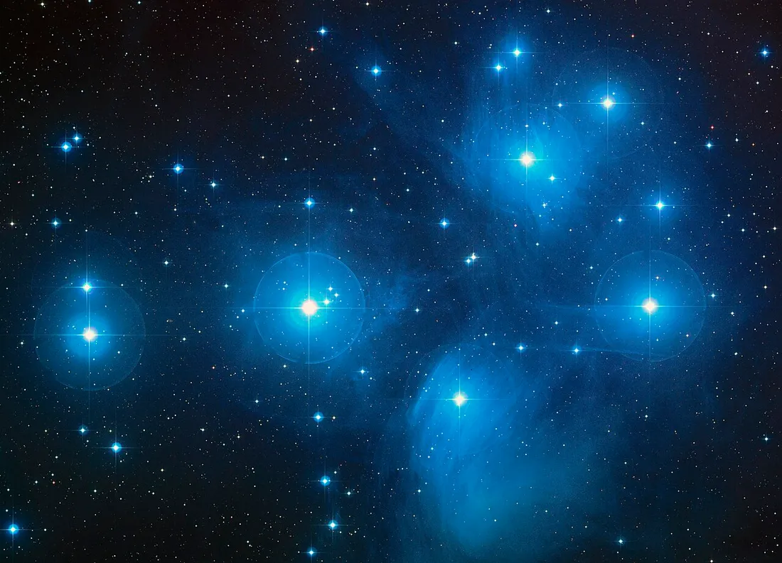 昴星团 M45