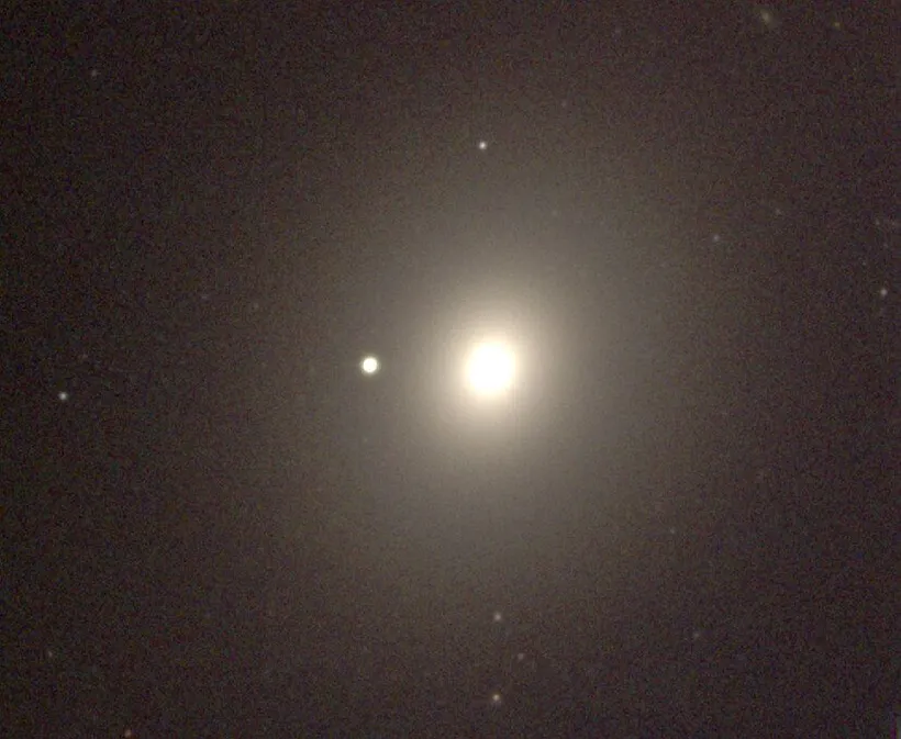 M49 星系